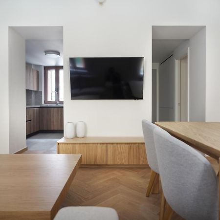 Plaka House - Boutique Apartments เอเธนส์ ภายนอก รูปภาพ